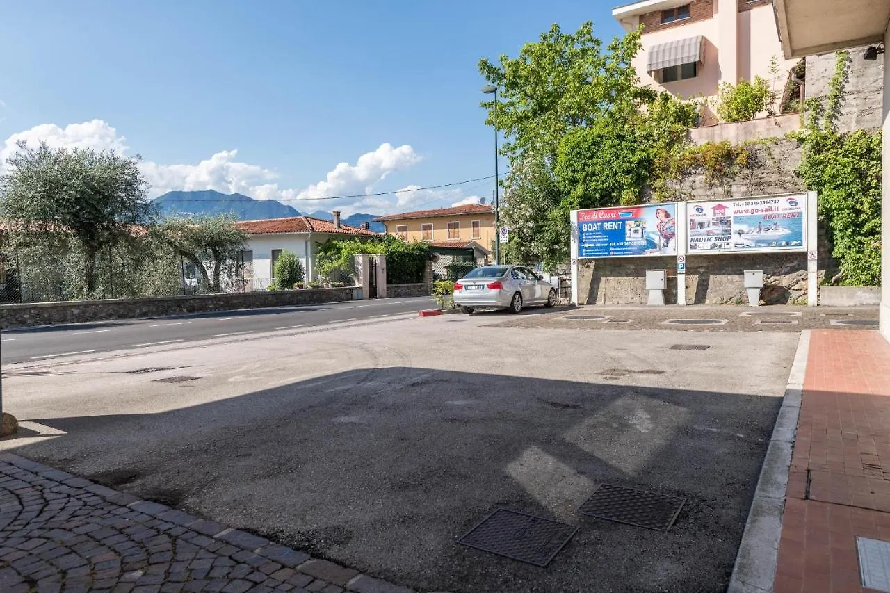 Lake View With Aircon - 5 Minutes From The Beach! Brenzone sul Garda 0*,  Italy