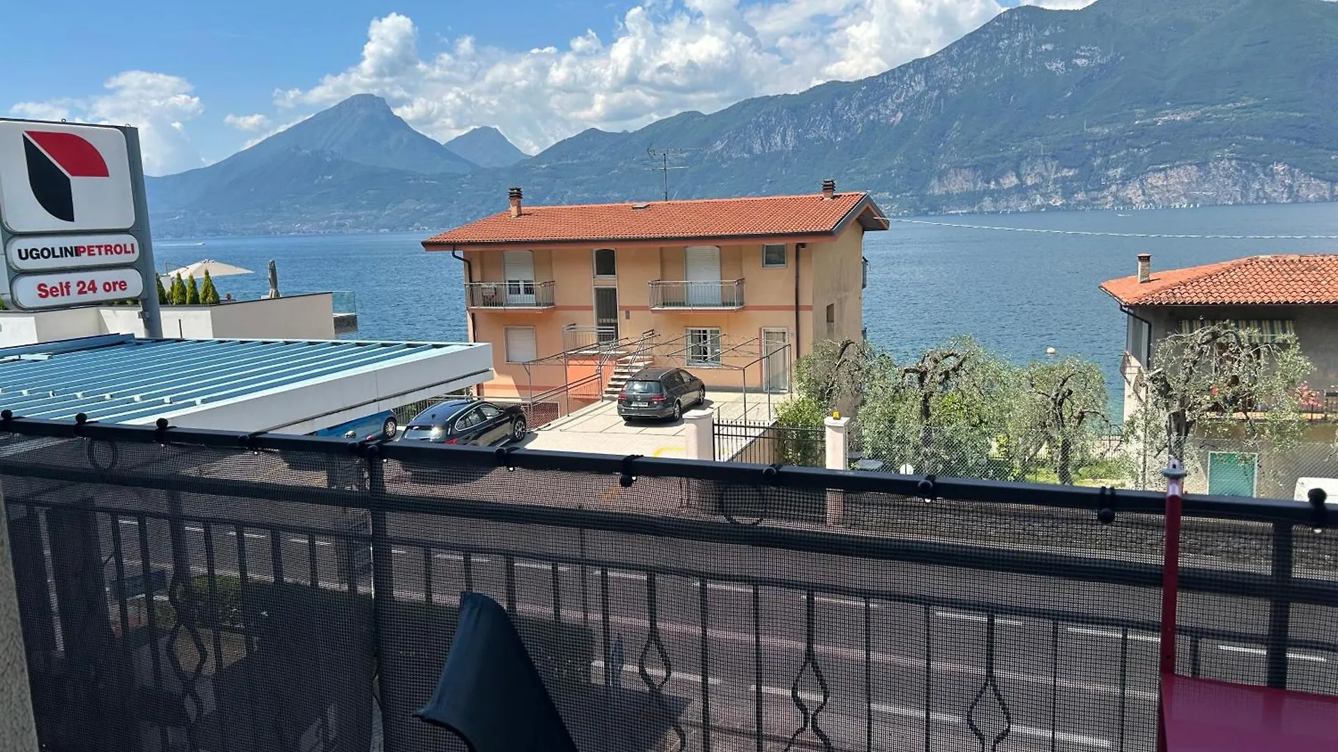 Apartment Lake View With Aircon - 5 Minutes From The Beach! Brenzone sul Garda